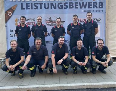 Feuerwehrleute aus dem Bezirk wendig auf der Zille