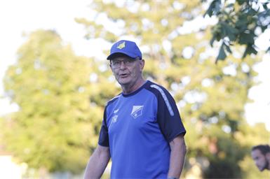 Bitter! Halbturn und Coach Peter Herglotz verloren auf eigener Anlage gegen Kohfidisch mit 0:3.