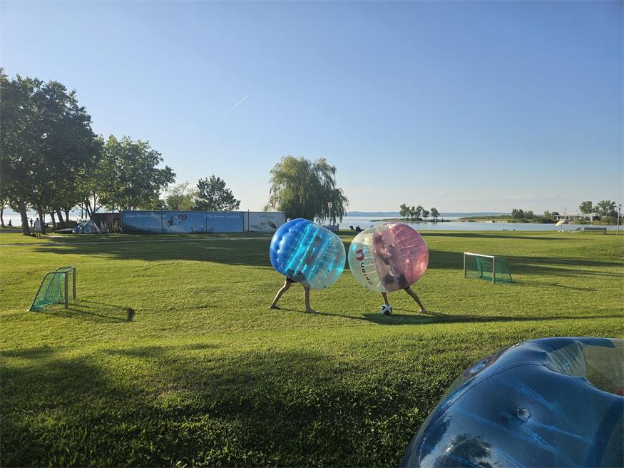 Podersdorf: Der Strand als Bühne für Sport und Begegnung
