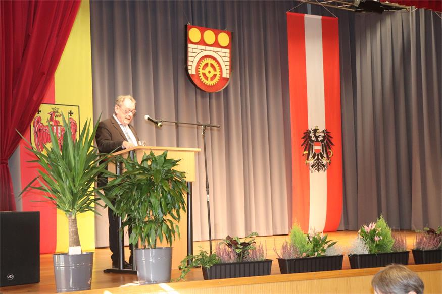 Randvoller Martinihof: Festakt zum Nationalfeiertag in Neudörfl