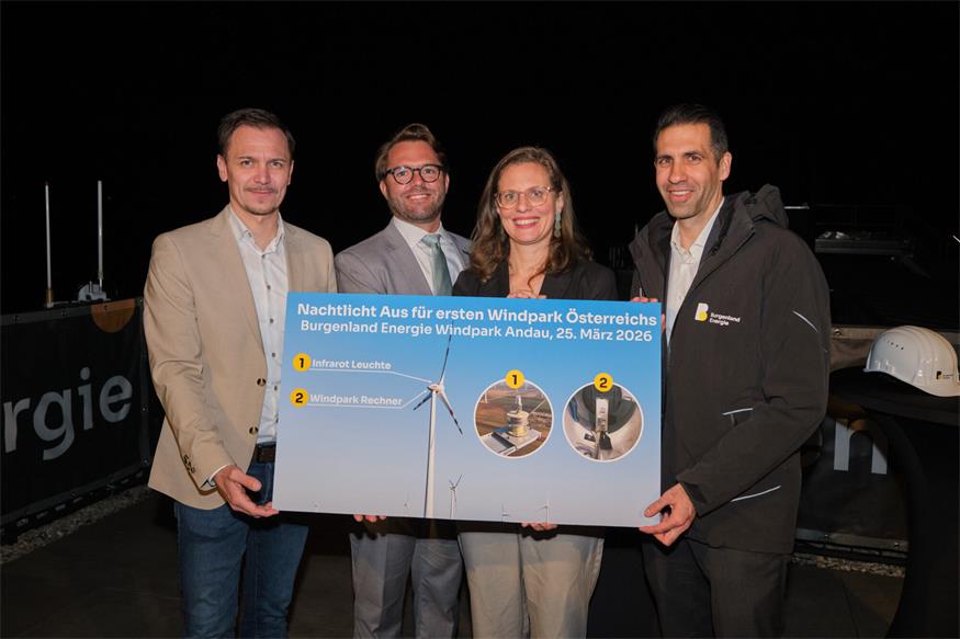 Bürgermeister Philipp Pelzer mit Austro Control Geschäftsführer Philipp Piber, Burgenland Energie CEO Stephan Sharma und Landeshauptmann-Stellvertreterin Anja Haider-Wallner