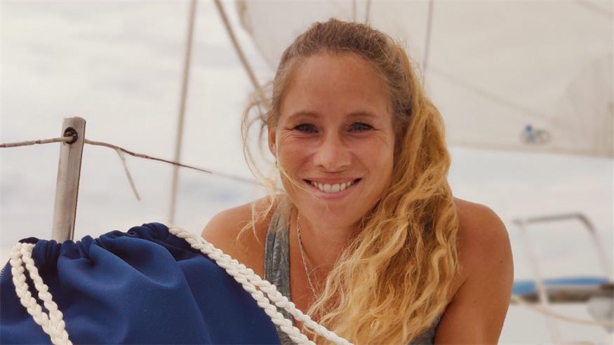 Caroline Möller-Sattler kam im Jahr 2014 von Deutschland nach Österreich. Seit einigen Jahren wohnt sie in Tadten, wo sie Inspiration und Ruhe für ihr künstlerisches Schaffen findet.