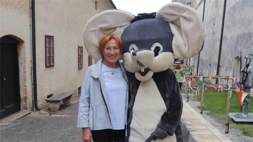 Christa Prets rief einst Forfel ins Leben. Im kommenden Jahr soll die Burgmaus auf einer anderen burgenländischen Burg die Kinder unterhalten. 