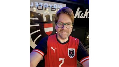 Christian Eidler wird sich die drei Matches der Österreichischen Nationalmannschaft bei der Weltmeisterschaft live ansehen. 