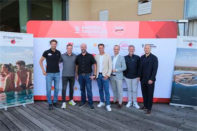 Christoph Schlagbauer, Organisator Daniel Döller, Geschäftsführer des Tourismusverbands Podersdorf Rene Lentsch, Geschäftsführer von Burgenland Tourismus Didi Tunkel, Geschäftsführer der St. Martins Therme & Lodge Martin Adelwöhrer, Geschäftsführer Tourismusverband Nordburgenland Patrik Hierner und der Nationalratsabgeordnete und Illmitzer Bürgermeister Maximilian Köllner