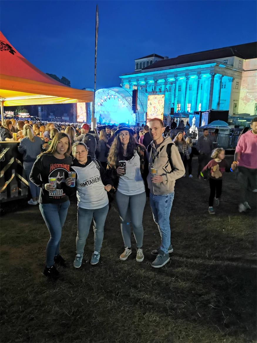 FäaschtBänkler spielten „Lieblingslieder“ im Schlosspark Eisenstadt