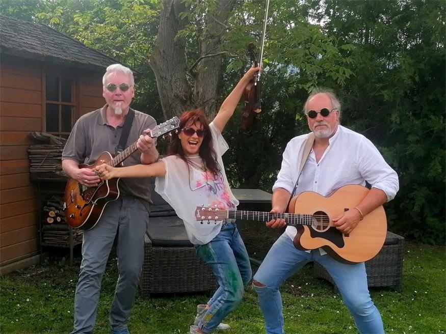 Cultus - Robert Huber, Andrea Linzer und Bernhard Wita laden am 1. Juni zur CD-Präsentation ins OHO.