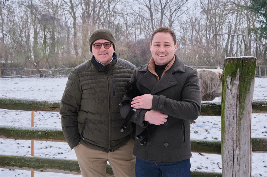 Das Brüderpaar Christian und Andreas Andert hat mit 1. Jänner den Steppentierpark in Pamhagen übernommen.
