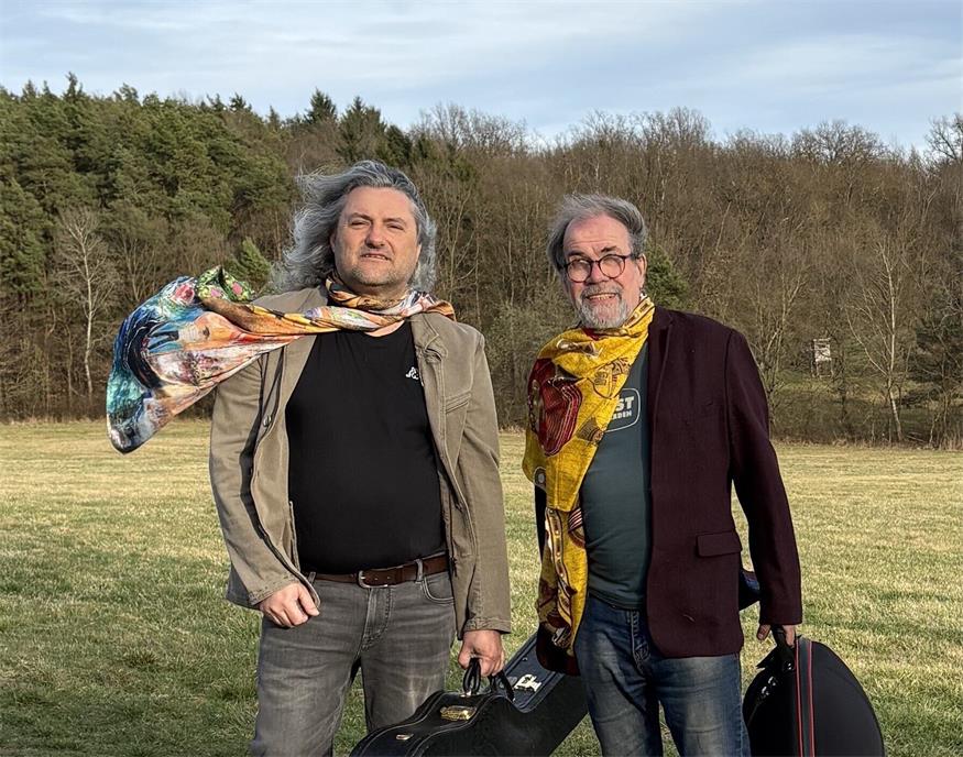 Das Duo „Ohri-on“ wird Märchenerzählerin Marianne Lembacher musikalisch begleiten.