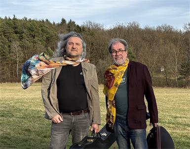 Das Duo „Ohri-on“ wird Märchenerzählerin Marianne Lembacher musikalisch begleiten.