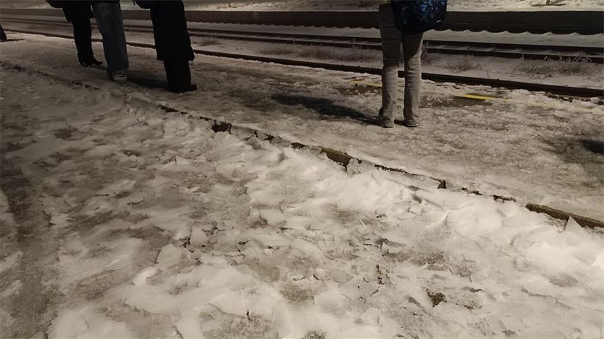 Das Ein- und Aussteigen am Bahnhof in Neudörfl sei momentan „extrem gefährlich“, berichtet ein Fahrgast. Die ÖBB sind sich des Problems bewusst und haben bereits Maßnahmen ergriffen, um die umfassende Sicherheit wieder zu gewährleisten.
