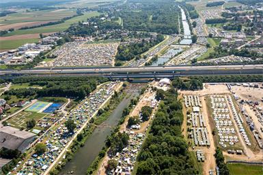 Das Festivalgelände des Frequency in St. Pölten aus der Luft: gewaltige Dimensionen.