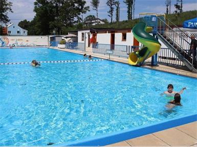 Das Freibad Sigleß steht im Zentrum von Diskussionen.