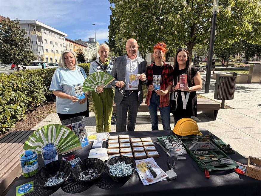 Das Projekt „StoP – Stadtteile ohne Partnergewalt“ setzt auf Bewusstseinsbildung, Zivilcourage und Gespräche im direkten Lebensumfeld der Menschen.