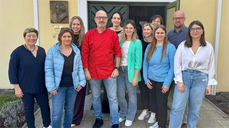 Das Team der SPÖ Frauen Siegendorf mit ihren beiden männlichen Kollegen.
