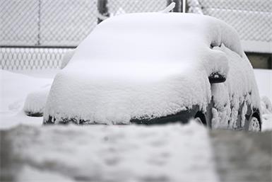Das Winterwetter sorgt in Teilen des Landes für erhebliche Probleme.