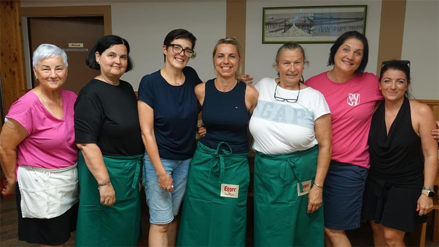 „Špurtleršangl“: Tolle Stimmung im alten Heurigen in Wulkaprodersdorf
