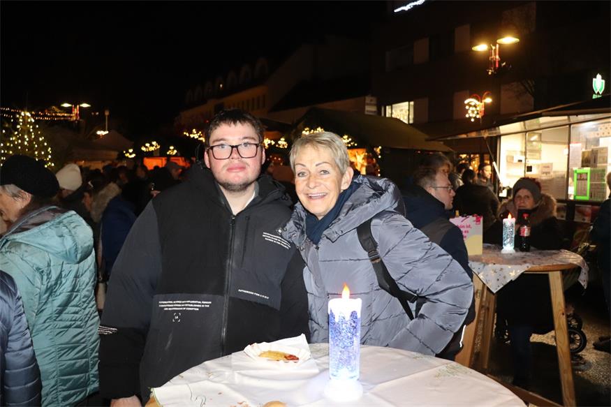 Mattersburger Weihnachtsmarkt wurde am Freitag eröffnet