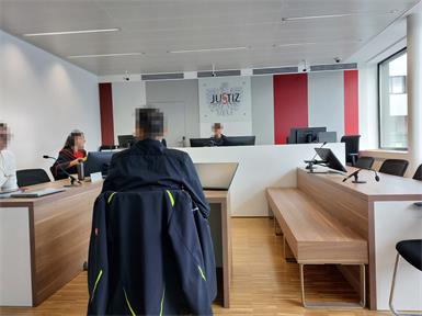 Der 37-jährige Angeklagte gab zu, seine Emotionen nicht immer im Griff zu haben.
