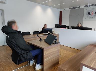 Der 52-jährige Angeklagte sagte: "Nach der letzten Verhandlung fiel ich in ein tiefes Loch."