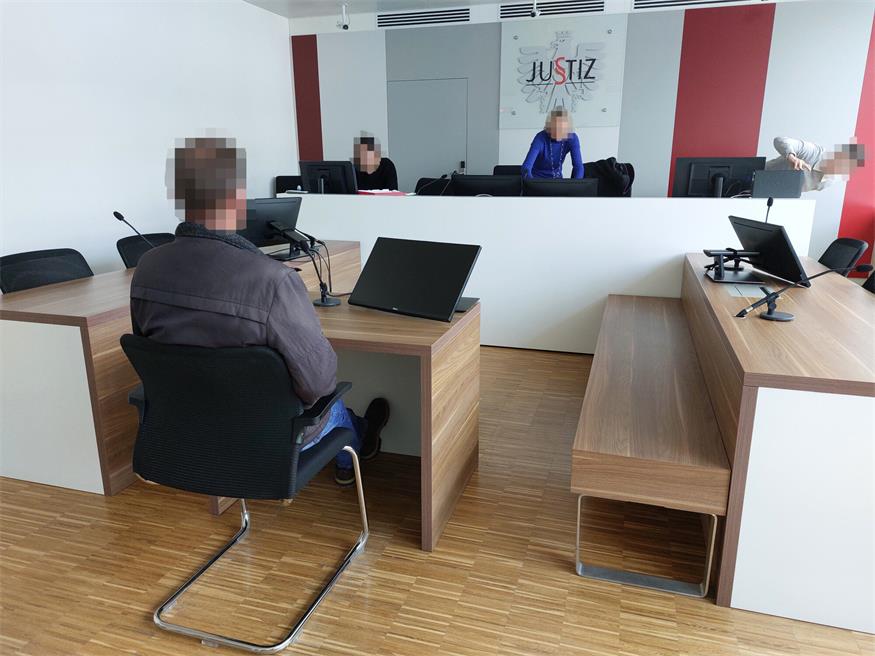 Der 58-jährige Angeklagte meinte: "Ich war außer Betrieb."