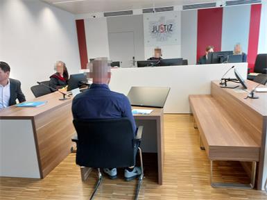 Der Angeklagte bekannte sich vor Gericht reumütig schuldig.