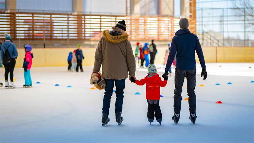 Der Eislaufplatz ist bei Jugendlichen aus Eisenstadt und dem Bezirk einer der Hotspots im Winter - besonders in den Semesterferien.