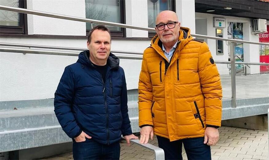 Der Grüne Umweltgemeinderat Oliver Ertl und Bürgermeister Werner Huf (SPÖ) können beide mit dem Ergebnis ihrer Partei in Müllendorf zufrieden sein.