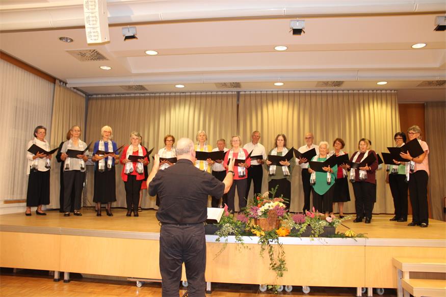 Gesungene Pullendorfer Vielfalt zum Pullenale-Start