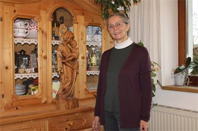 Der Lieblingsplatz von Renate Gegendorfer in Oberpullendorf ist ihr Zuhause. Auch dort ist die Verbundenheit der Kuratorin mit der Kirche und der Pfarre sichtbar. „Wir haben Glück mit unseren drei Priestern, die da sind“, meint Gegendorfer, die sich auch freut, dass die Pfarre so lebendig ist und sich viele Menschen mit guten Ideen einbringen. 