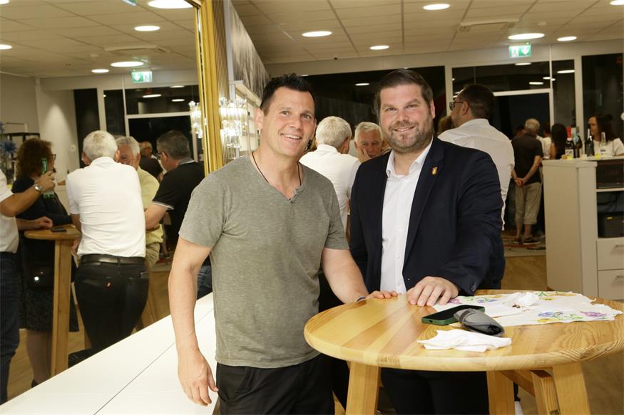 Optiker Nechansky lud zur Eröffnungsfeier des neuen Standortes