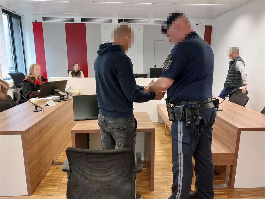 Der Slowake hatte in Neusiedl am See in Kellerabteile in zwei Mehrparteienhäusern eingebrochen.