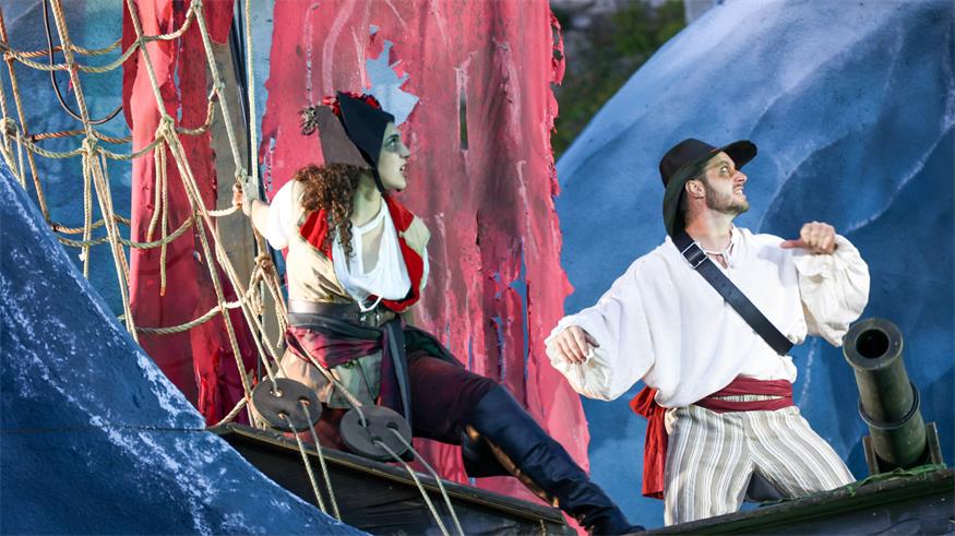 „Fliegender Holländer“ ankert in St. Margarethen