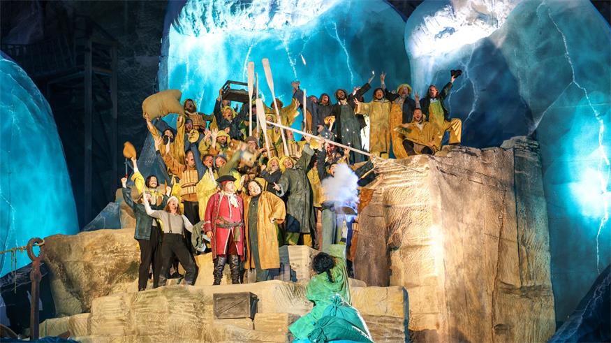 „Fliegender Holländer“ ankert in St. Margarethen