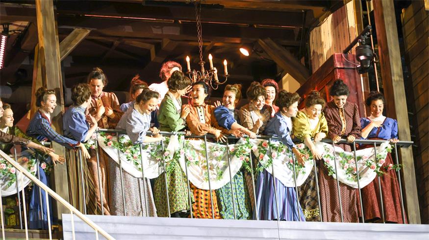 „Fliegender Holländer“ ankert in St. Margarethen