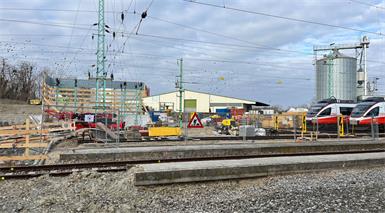 Die Bauarbeiten am Wulkaprodersdorfer Bahnhof sind in vollem Gange.