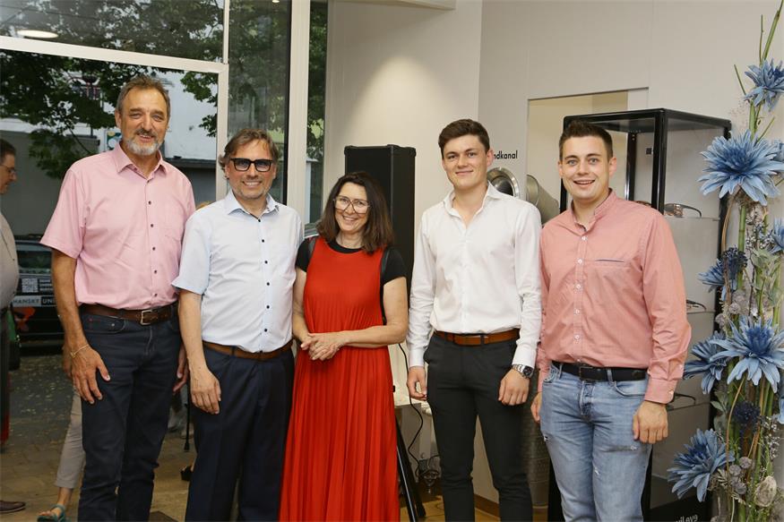 Optiker Nechansky lud zur Eröffnungsfeier des neuen Standortes