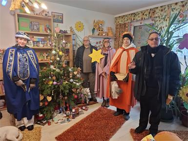 Die Gruppe brauchte auch heuer wieder Freude und Seegen in die Häuser.