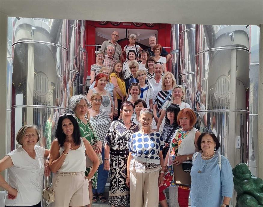 Die Gruppe hatte Spaß beim Erkunden des Landesstudios.