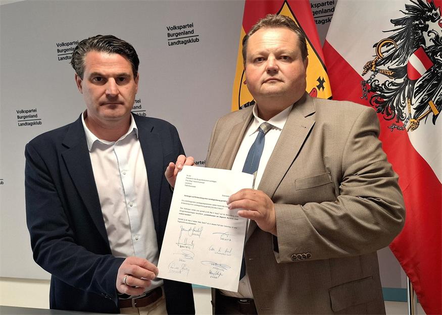 Die ÖVP mit ihrem Antrag: Landesparteiobmann Christoph Zarits und Klubobmann Bernd Strobl (v.l.).