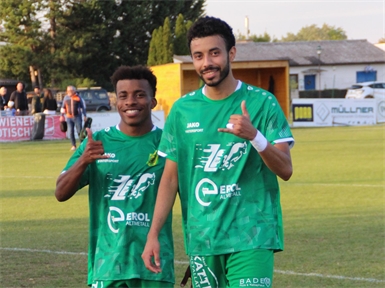 Die Ruster Spieler Diego Neto (l.) und Christiano Barbosa sind nach dem 4:0 gegen Lackenbach sichtlich zufrieden.