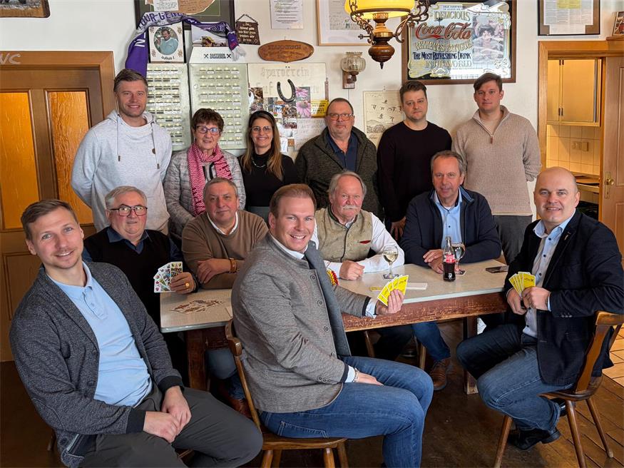 Die SPÖ-Ortschefs im Bezirk Jennersdorf zeigen sich immer wieder sehr volksnah. Heiligenkreuz-Bürgermeister Edi Zach (3.v.r.) tritt 2027 nicht mehr an.