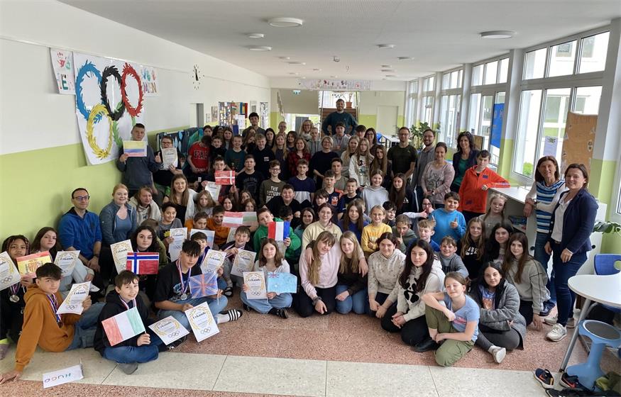 Die Schüler*innen und das Lehrer*innen-Team genossen die abwechslungsreichen Aktivitäten.