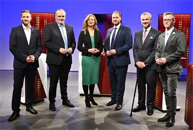 Die Spitzenkandidaten zur Landtagswahl (v.l.): Christoph Schneider (NEOS), Landeshauptmann Hans Peter Doskozil (Liste Doskozil - SPÖ), Anja Haider-Wallner (Grüne), Christian Sagartz (ÖVP), Norbert Hofer (FPÖ) und Géza Molnár (Liste Hausverstand).