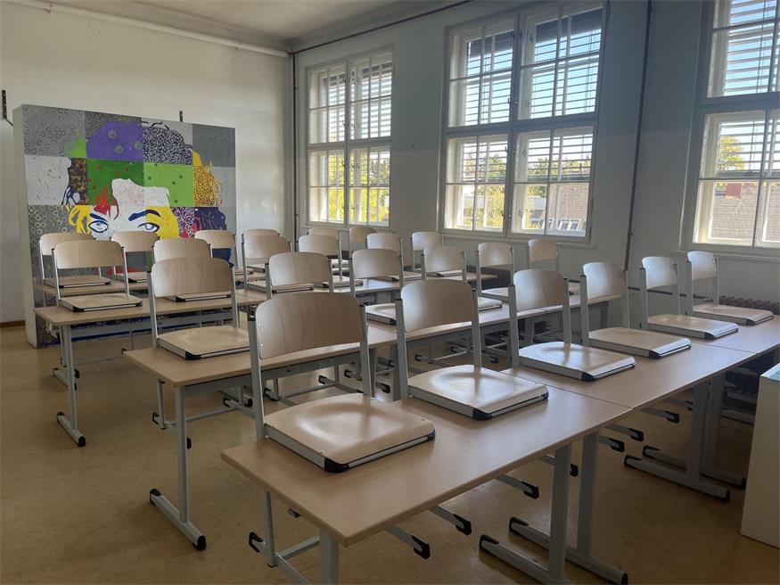 Die Stadtgemeinde hat in neue Möbel investiert.