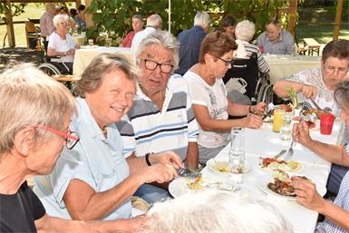 Die Stimmung beim Grillfest war auch heuer wieder hervorragend.