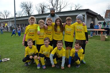 Die U8-Minis der Gastgeber freuten sich schon seit Wochen auf das allererste Turnier des Kalenderjahres. 