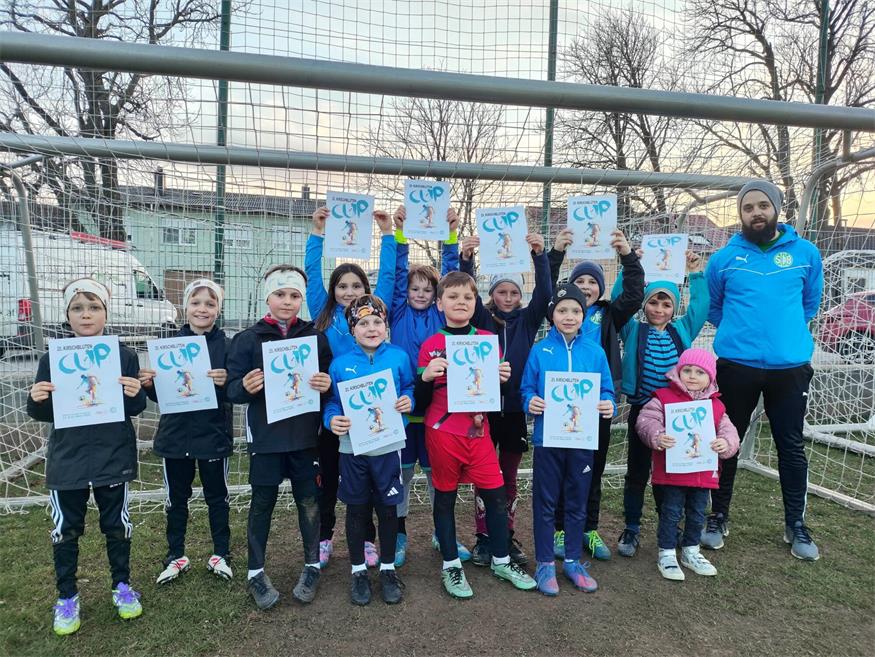 Die Youngsters des SC Breitenbrunn fiebern schon dem heurigen Kirschblütencup entgegen. 