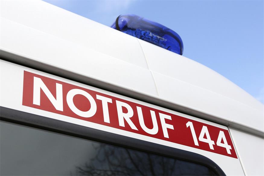 Die alarmierten Einsatzkräfte brachten die Verletzten ins Spital.