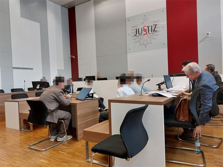 Die fünf Jugendlichen bekannten sich reumütig schuldig.